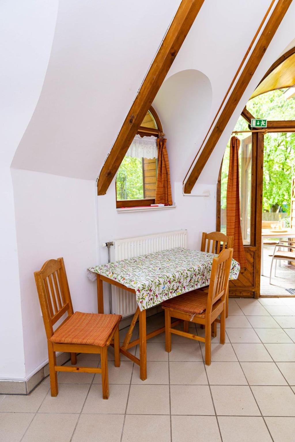 Gesztenye Nyaralopark Balatonudvari Exteriör bild