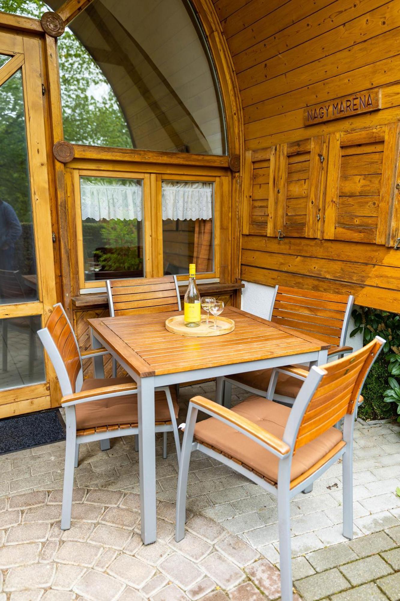 Gesztenye Nyaralopark Balatonudvari Exteriör bild